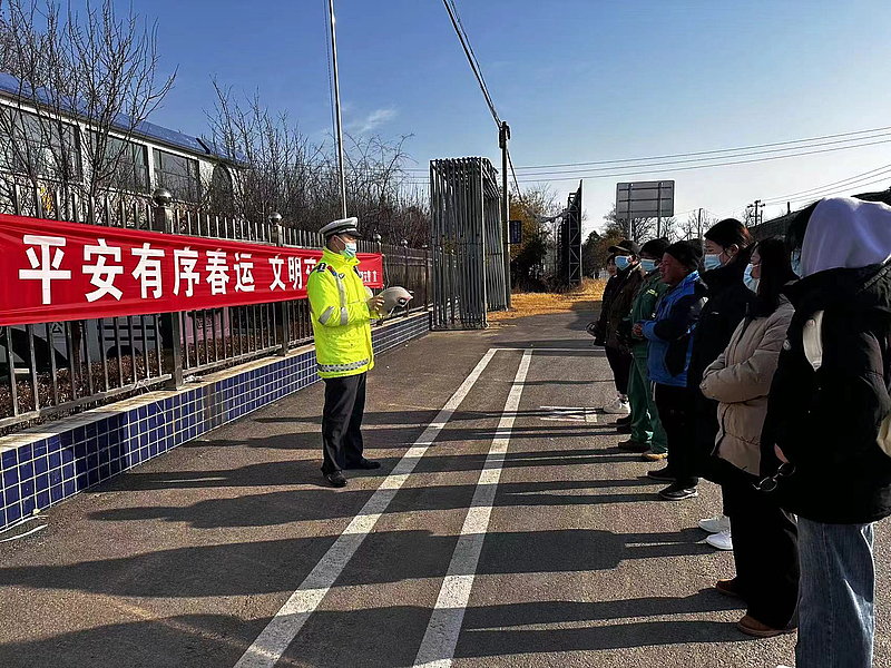 華陰交警大隊“四項舉措”護航平安春運